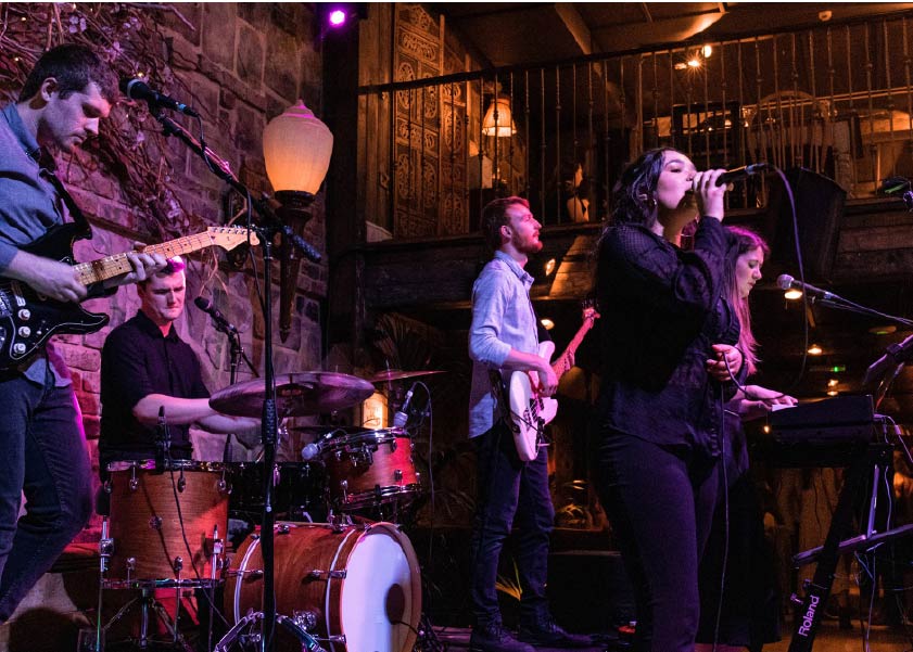 Ellen and the Funktones