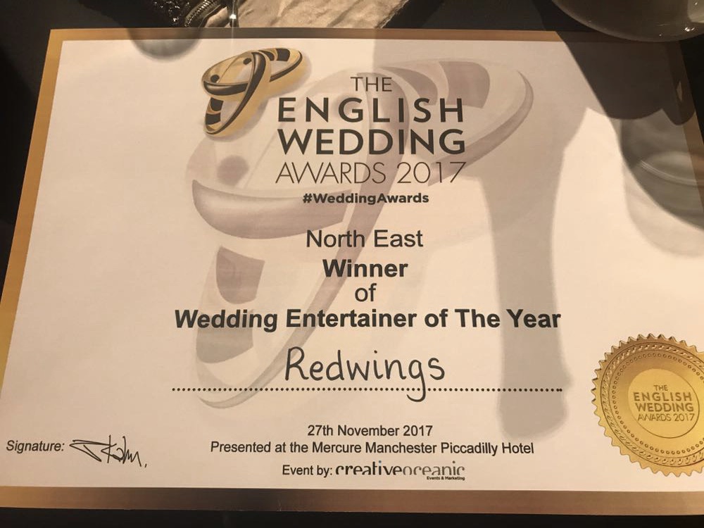english-wedding-award-win-redwings