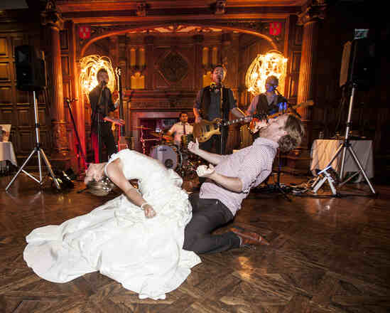 Redwings performing a wedding first dance